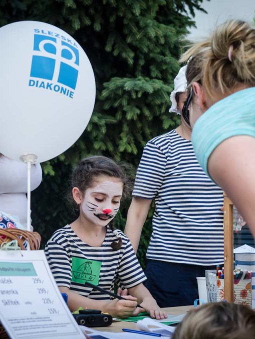 zahradni-slavnost-slezska-diakonie